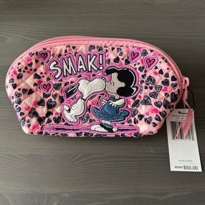 Vera Bradley Clamshell Cosmetic - Love You Snoopy